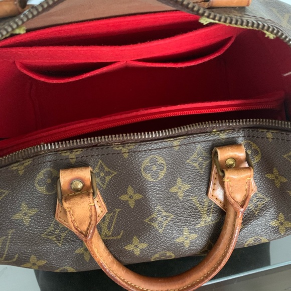 💕💕Authentic Louis Vuitton Speedy 30 💕💕zipper is almost completely off. - Picture 4 of 9